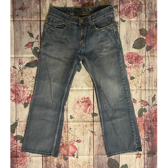 Lot of 2 Menβs Helix Jeans 32/30 Boot Distressed Denim - Picture 9 of 11